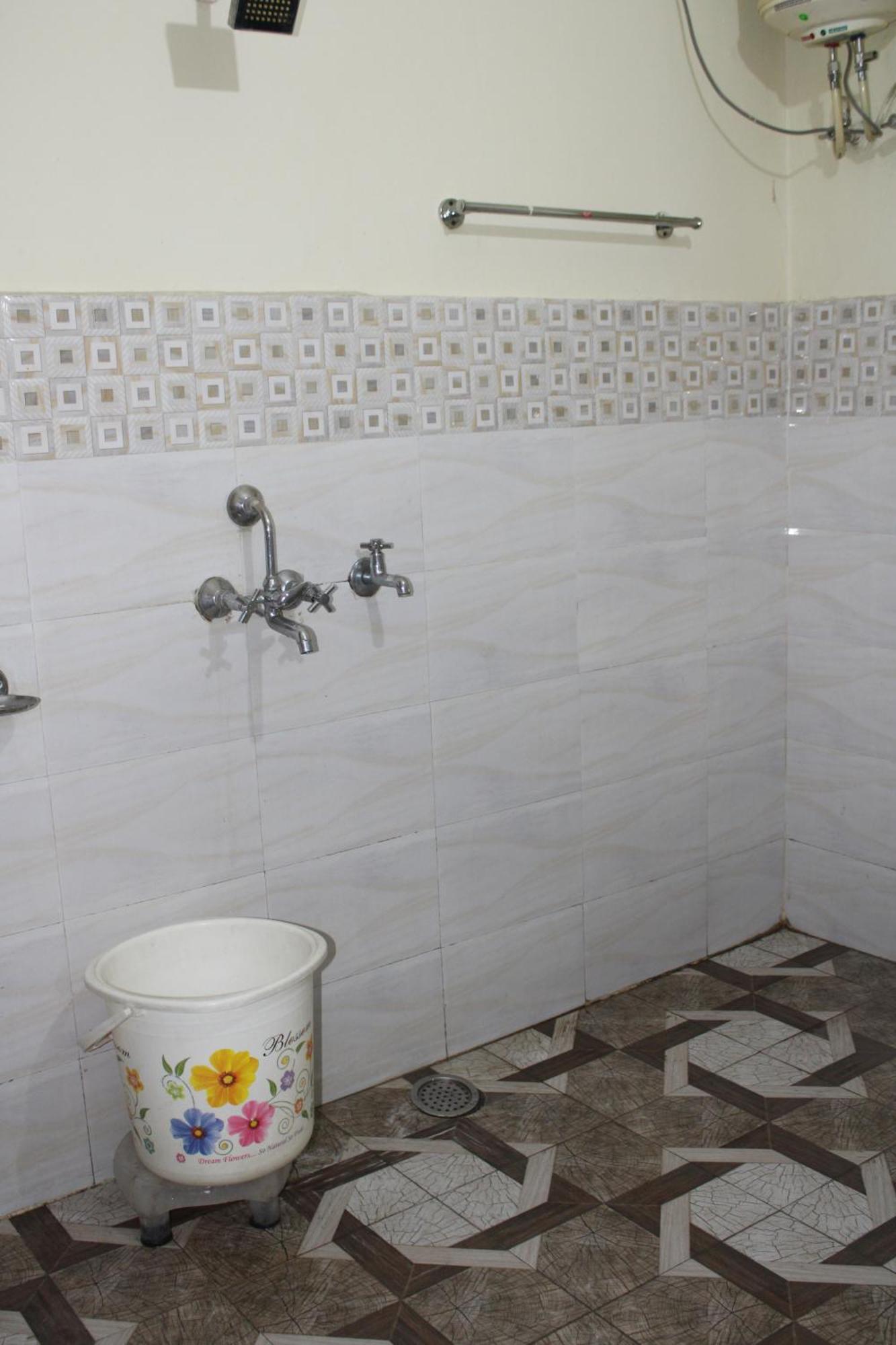 Hotel Diamond Leaf Chandīgarh 外观 照片