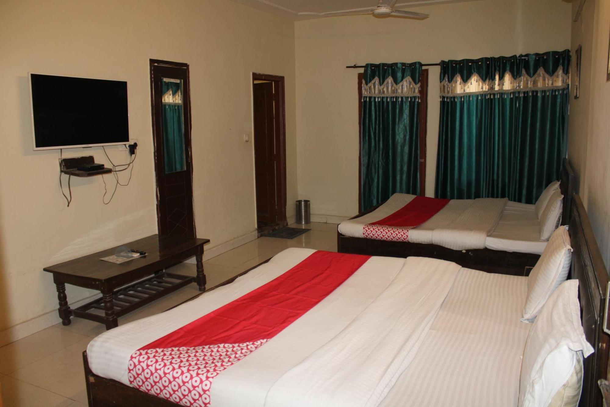 Hotel Diamond Leaf Chandīgarh 外观 照片